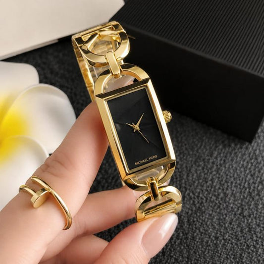 Mic Kor Premium Quality Watch With LIVE VIDEO CALL FACILITY MIC0957
