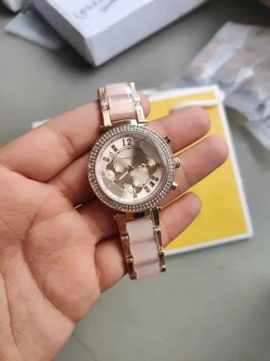 Mic Kor Premium Quality Watch With LIVE VIDEO CALL FACILITY MIC0
